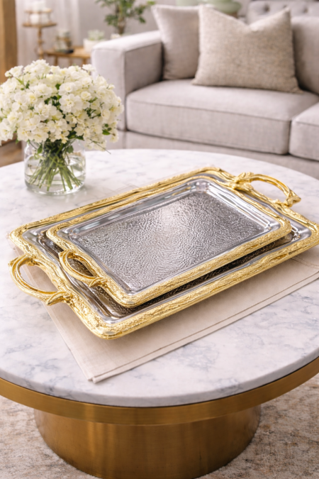 طقم صواني فضي داير ذهبي منقش