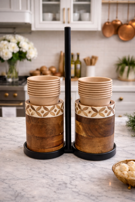 ستاند حامل للكاسات خشب مع نقشة