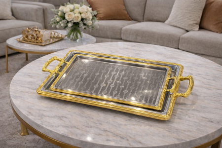 طقم صواني قطعتين فضي داير ذهبي منقش