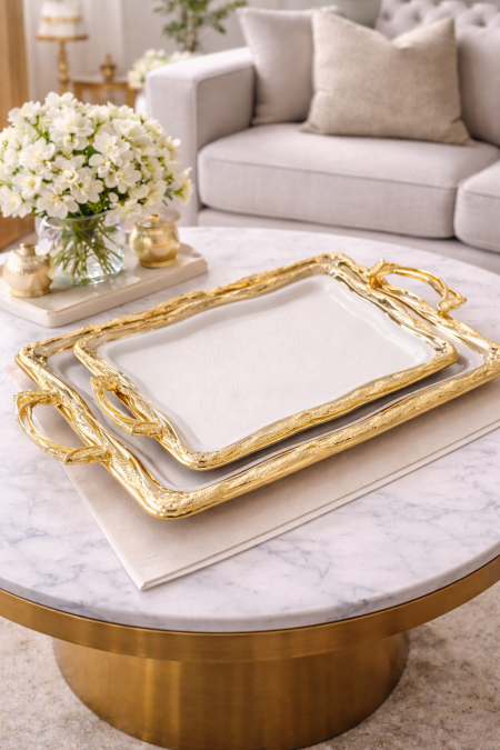 طقم صواني قطعتين ابيض داير ذهبي