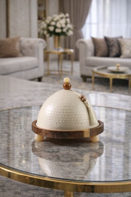 مصيفة تقديم الاحجام الكريمة خشب مع غطا معدن