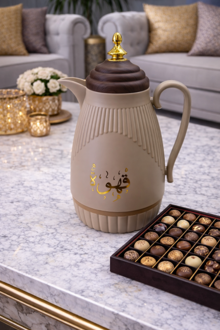 تيرموس بني وخشب