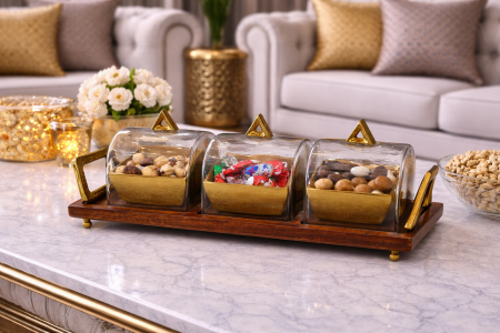 مضيفة نحاس هندي صينيه مع 3 علب