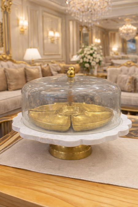 مضيفة رخام حجم كبير مع صحون ذهبيه