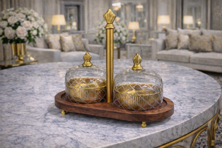 ستاند مضيفة خشب هندي مع ٢ علب نحاس