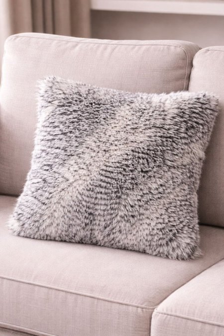 كوشينز 45*45 فرو ناعم رمادي مقلم