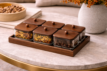 صينية تقديم خشب مع 6 علب زجاج بغطا