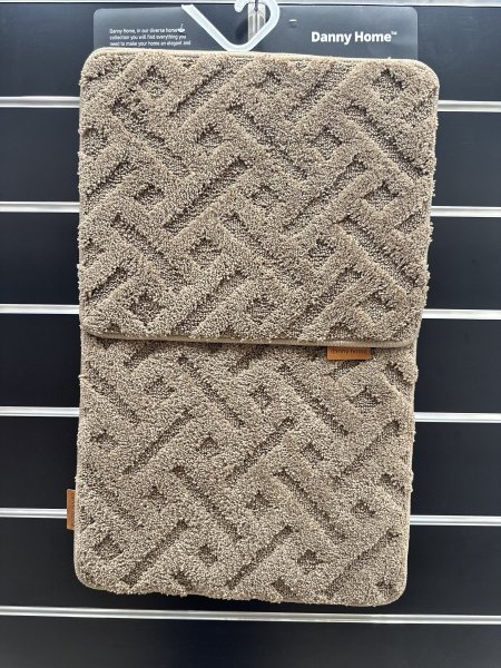 طقم دعسات قطعتين منقش