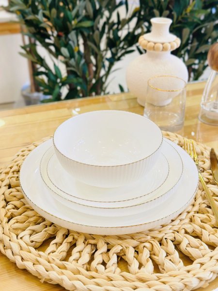 طقم صحون 24 قطعة محزز حز ذهبي