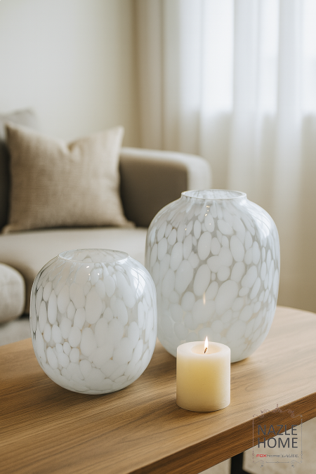 فازة بيضاوي منقط ابيض