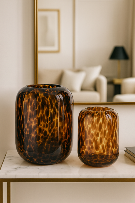 فازة عسلي منقط