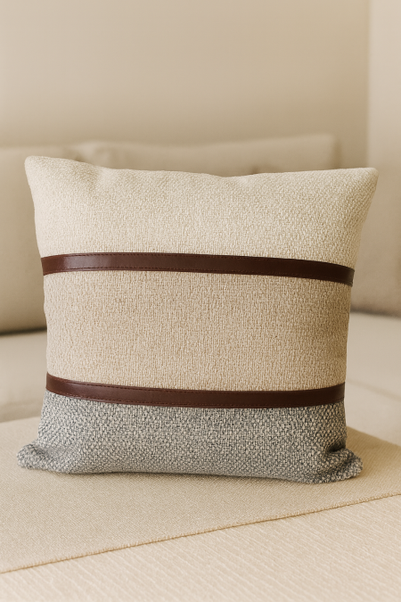 كوشينز ٣ تدرجات مع خط بني 40*40