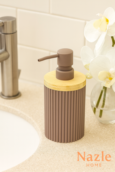 علبة صابون سائل