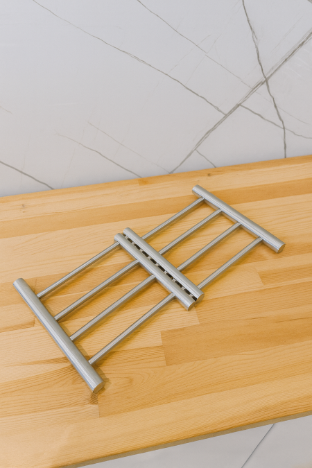 كوستر معدن للسخن قابل للتكبير والتصغير