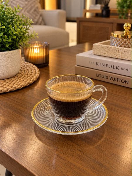 طقم 6. فناجين قهوة محزز مع صحون